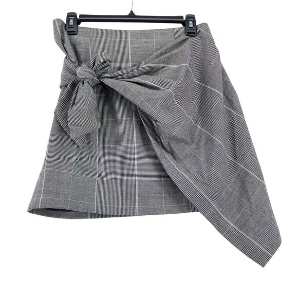 Who What Wear Plaid Mini Skirt Size 2 Preppy Asymmetrical Bow Tie Waist Stretch - Picture 1 of 6
